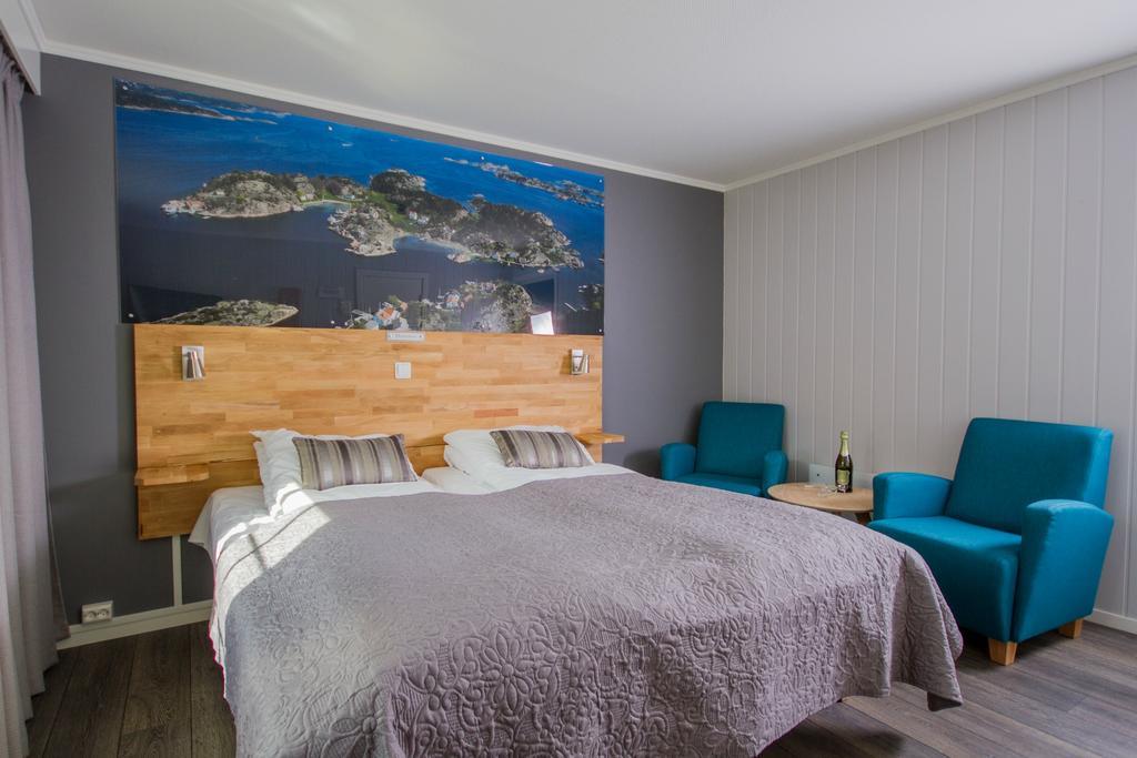 Grimstad Vertshus Экстерьер фото